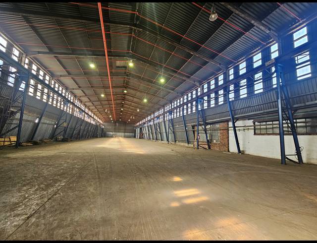 2,602M² WAREHOUSE TO LET IN TUNNEY